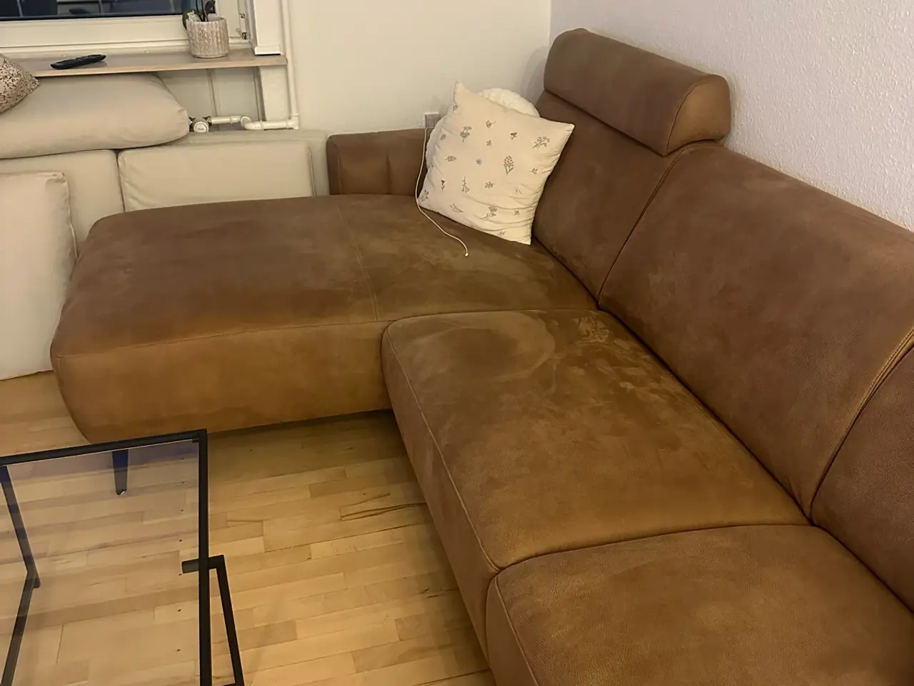Billede 2 - Sofa med chaiselong sælges