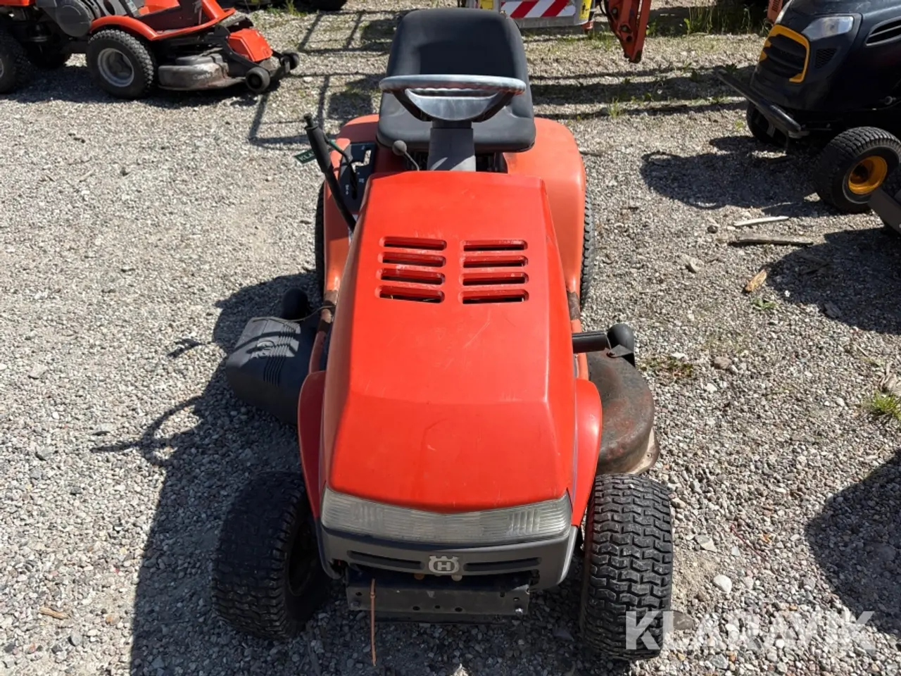 Billede 2 - Græsslåmaskine Husqvarna YTH 130