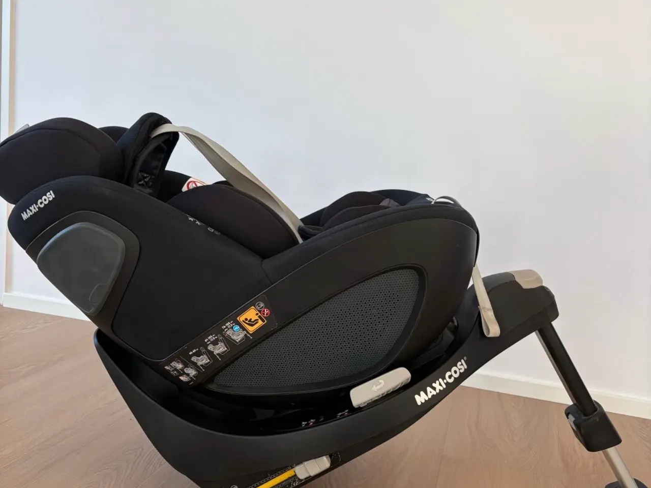 Billede 2 - Maxi Cosi Autostol Pearl 360 Black + base