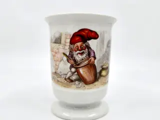 Royal Copenhagen Krus Wieberg Nisse nr. 4-5436 sortering 1