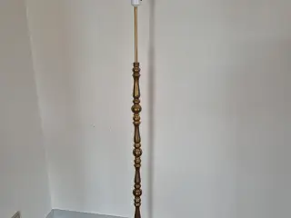 Vintage gulvlampe i messing