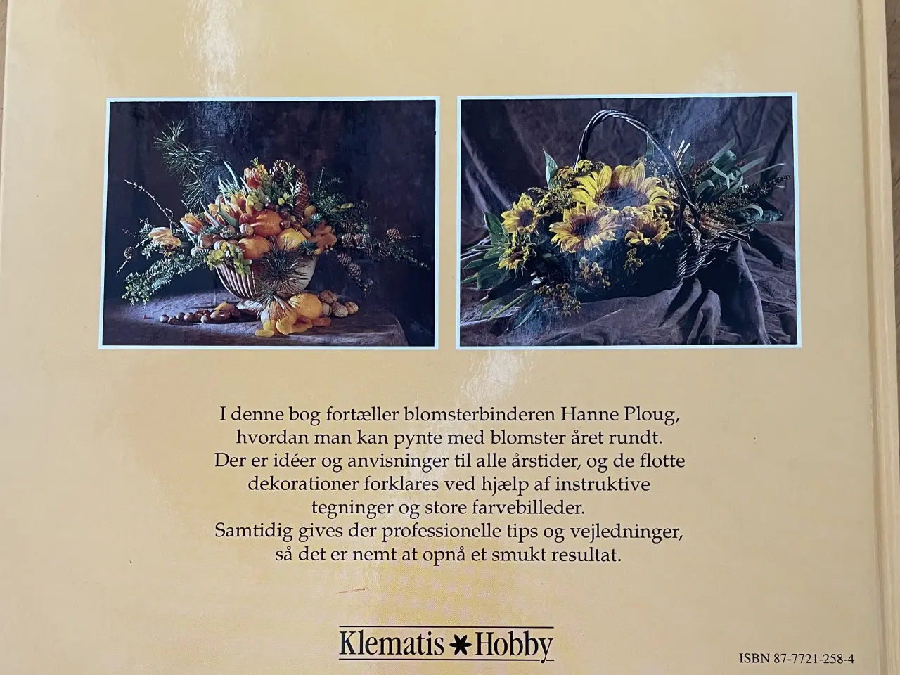 Billede 2 - Pynt med blomster året rundt af Hanne Ploug