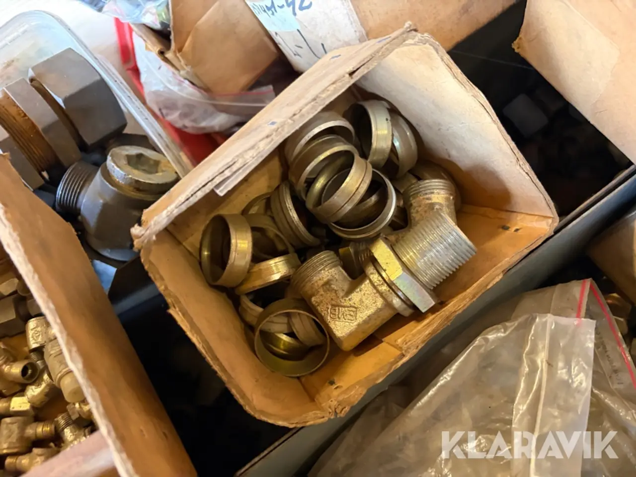 Billede 9 - Lot - Fittings og smørefedt - 1 palle