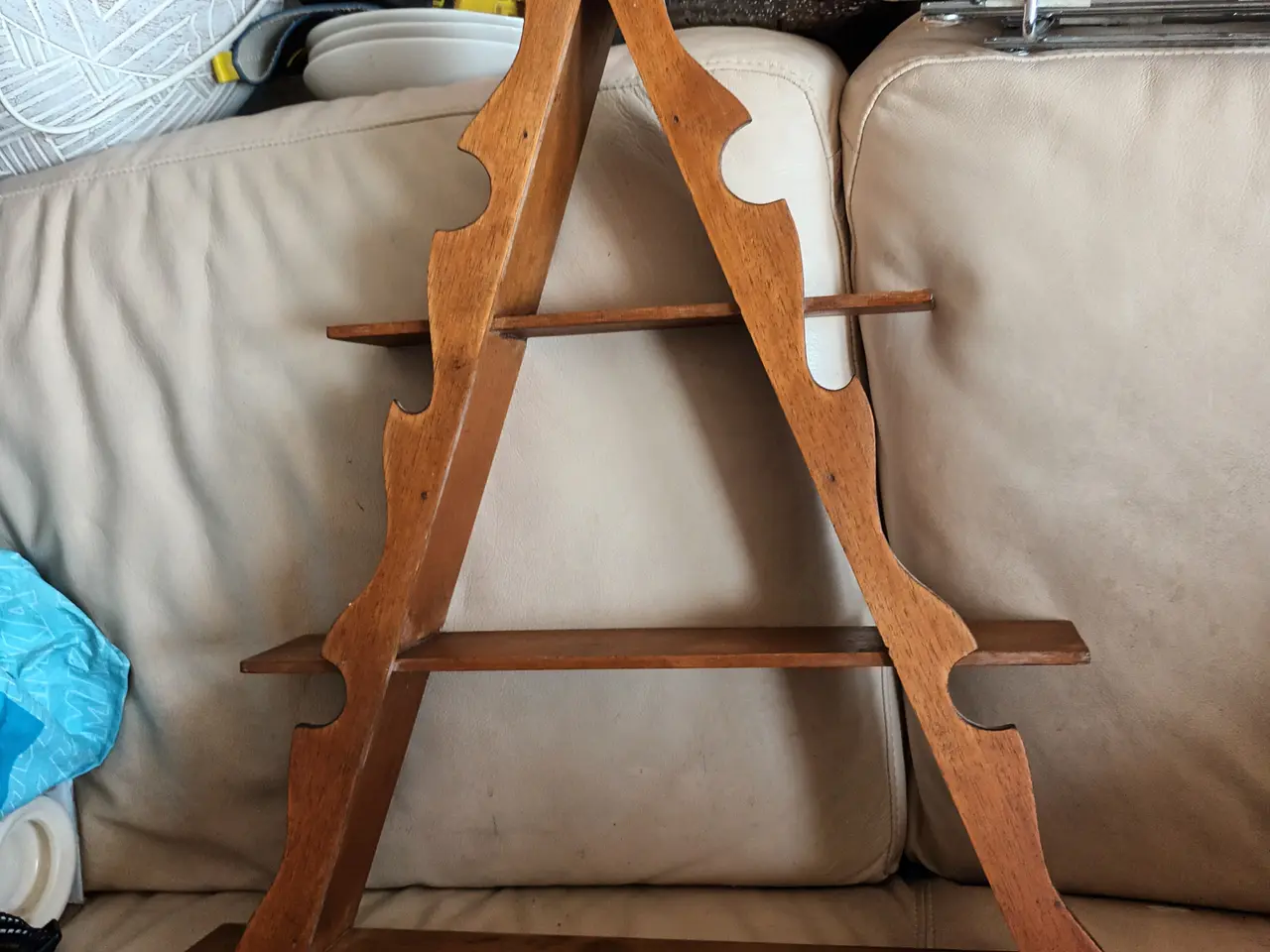 Billede 1 - FLOT AMAGERHYLDE I TEAK 52X52 CM