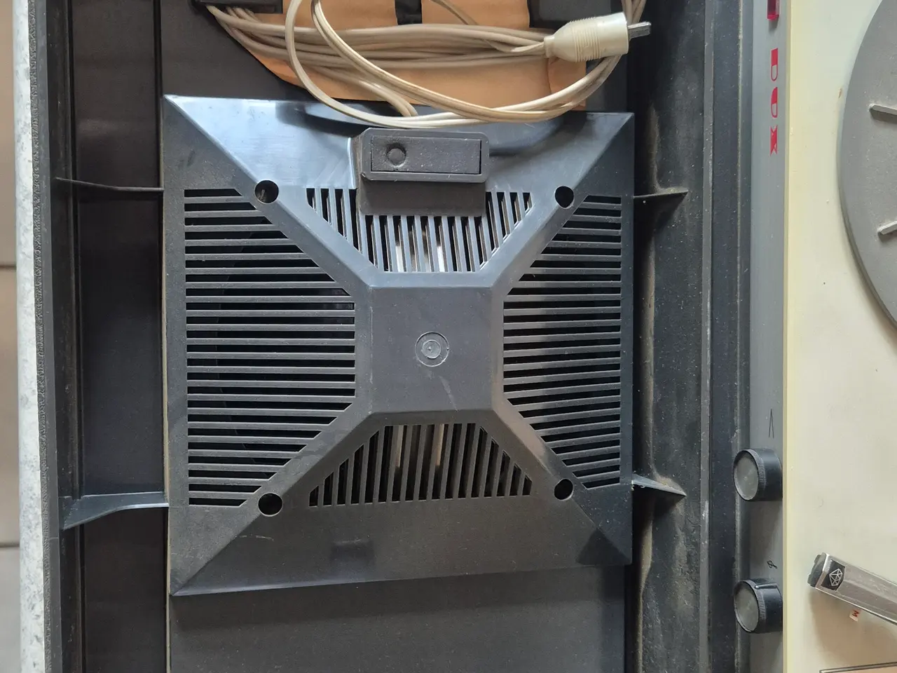 Billede 4 - Dux portabel pladespiller- stand ukendt