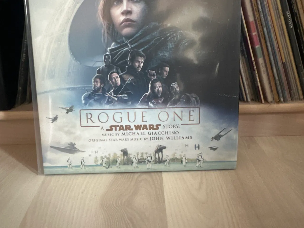 Billede 1 - Star wars Rogue ONE. 2x LP