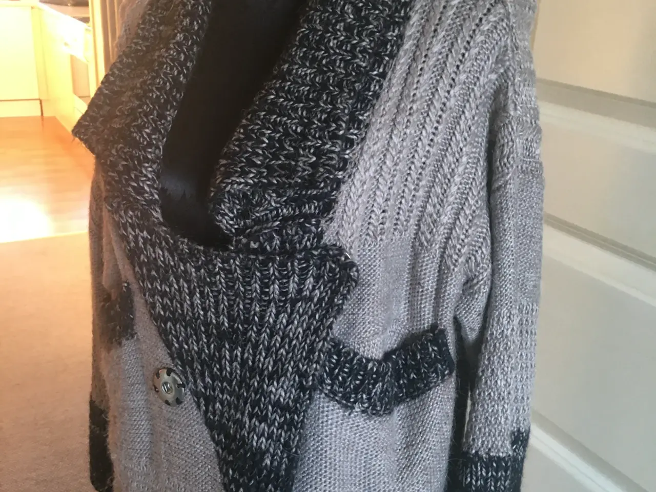 Billede 3 - Helt ny Munthe plus Simonsen cardigan str. 38 