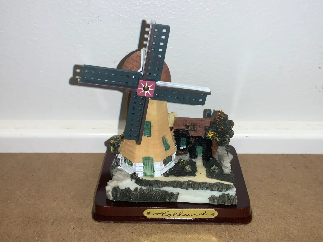 Billede 8 - Hollandsk miniature landskabsvindmølle 12 cm.