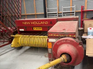 New Holland 376 presser + ballevogn
