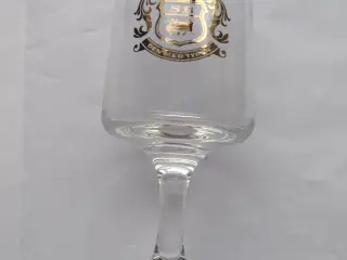 Portvins glas "den med tyren"