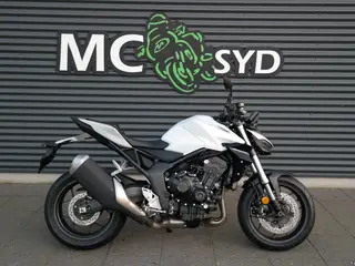 Honda CB 1000 Hornet MC-SYD BYTTER GERNE