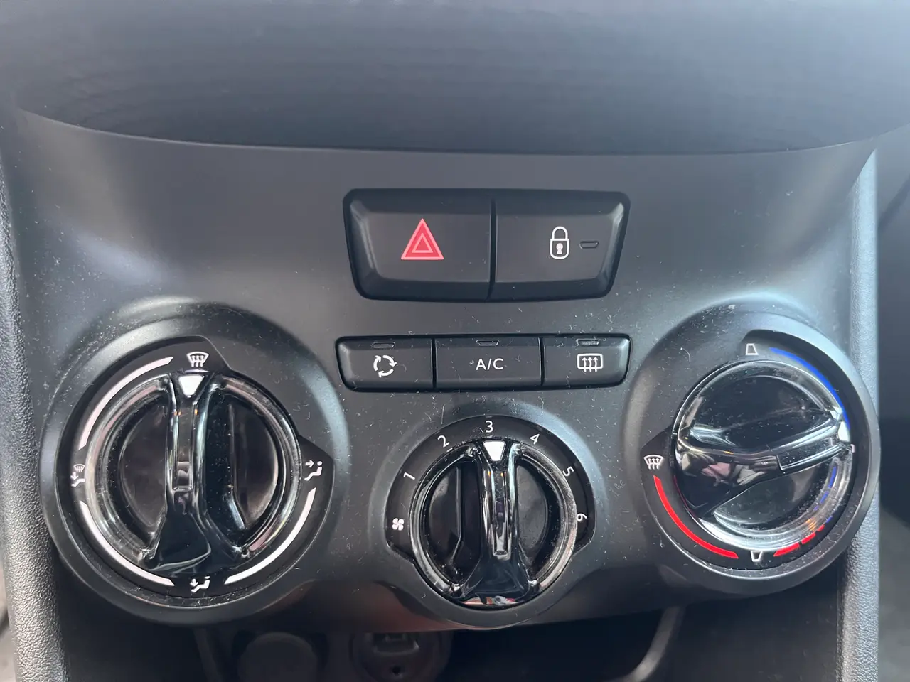 Billede 7 - Peugeot 2008 1,6 e-HDi 92 Allure