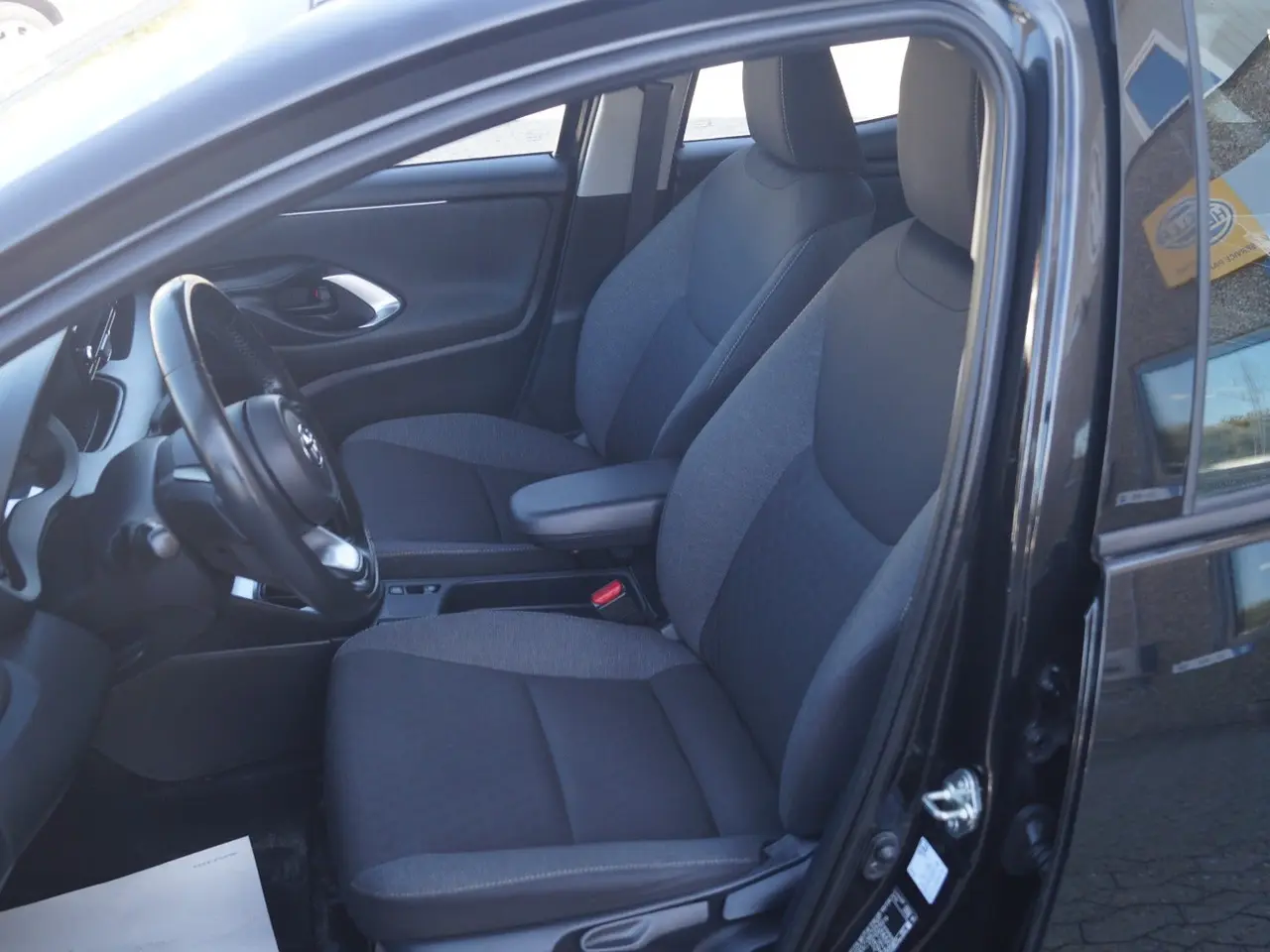 Billede 12 - Toyota Yaris 1,5 Hybrid Active e-CVT Van