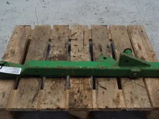 John Deere 2450 L.H. Liftarm AL26678