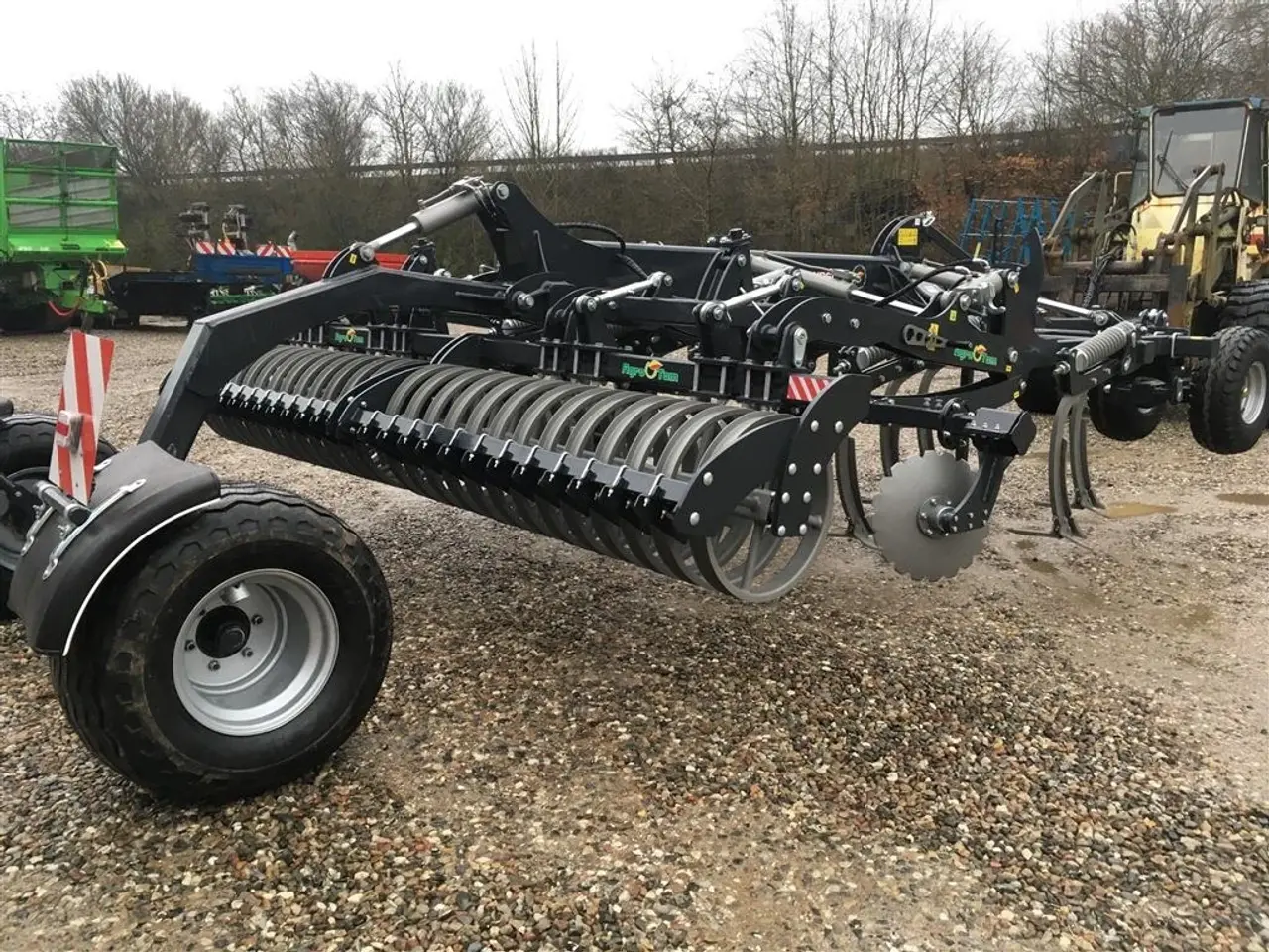 Billede 2 - - - - Agro-tom 4.20 dybdeharve