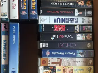 24 blandet VHS