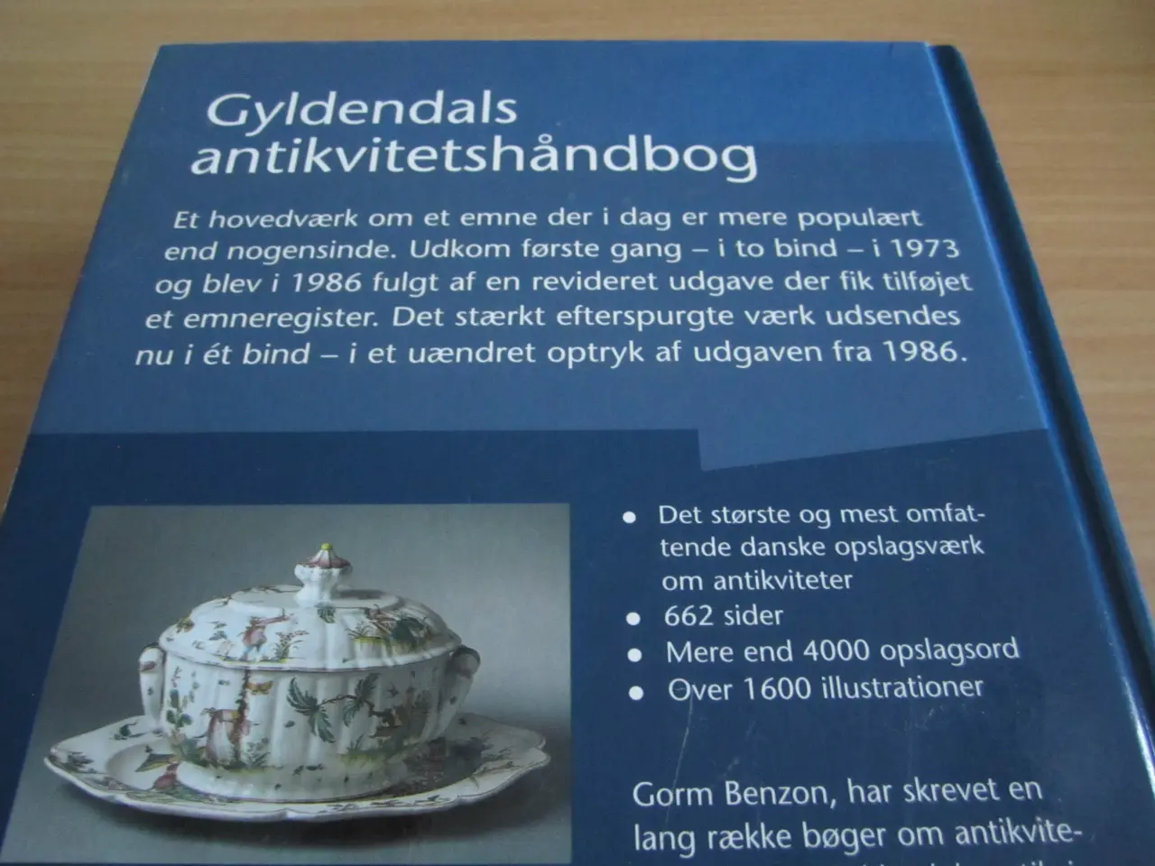 Billede 3 - BYD. GYLDENDALS ANTIKVITETSHÅNDBOG.