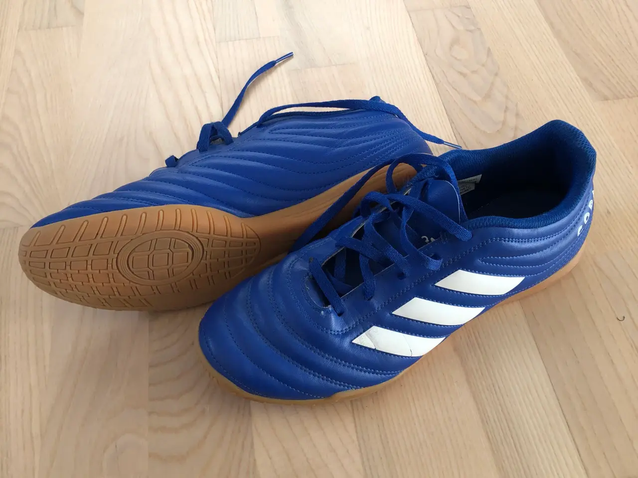 Billede 2 - Adidas Copa indesko - kun brugt få gange