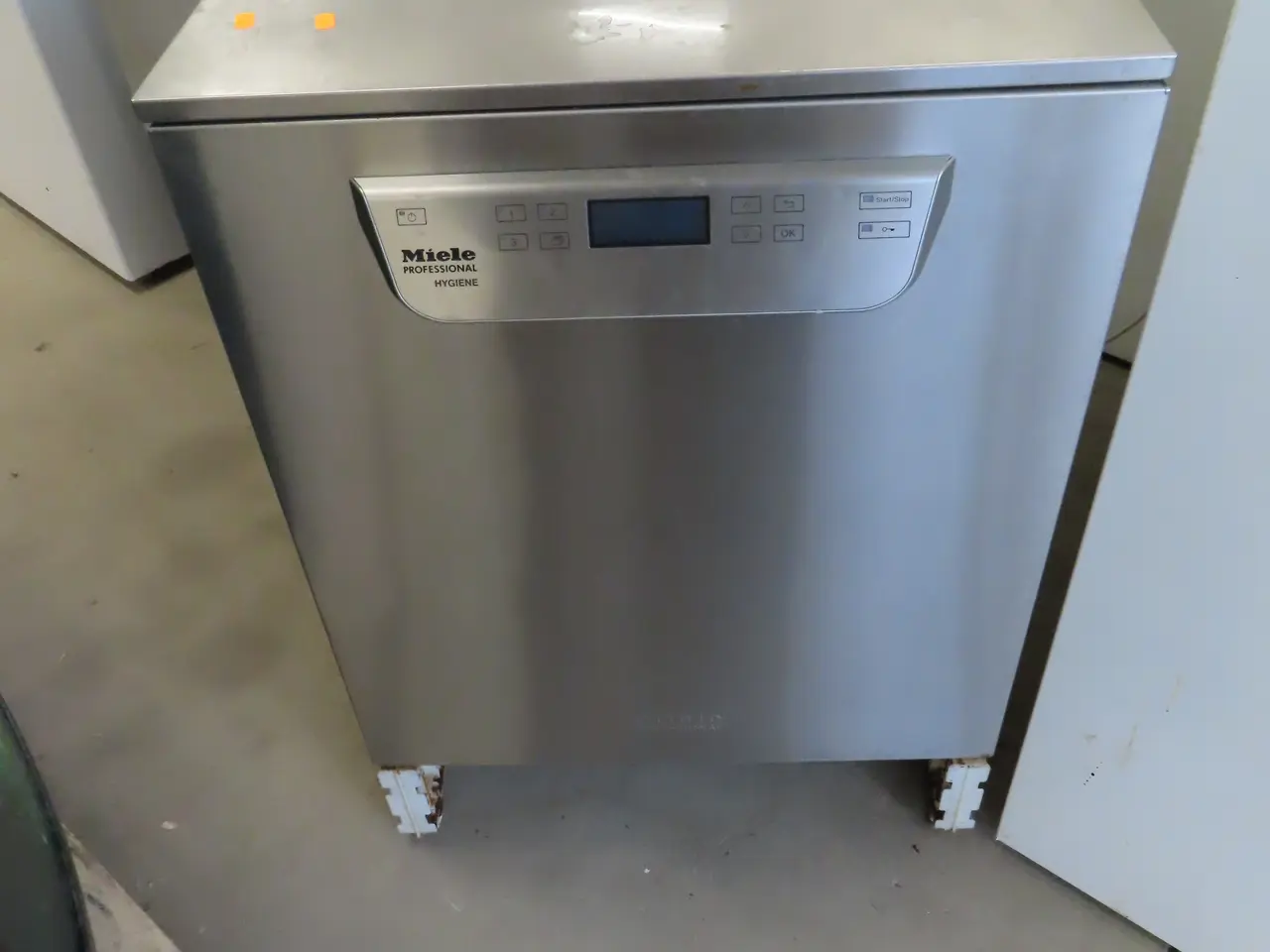 Billede 1 - Opvaskemaskine rustfri MIELE GG06