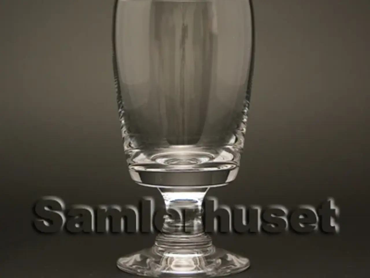 Billede 1 - Almue, hvid Ølglas. H:140 mm.