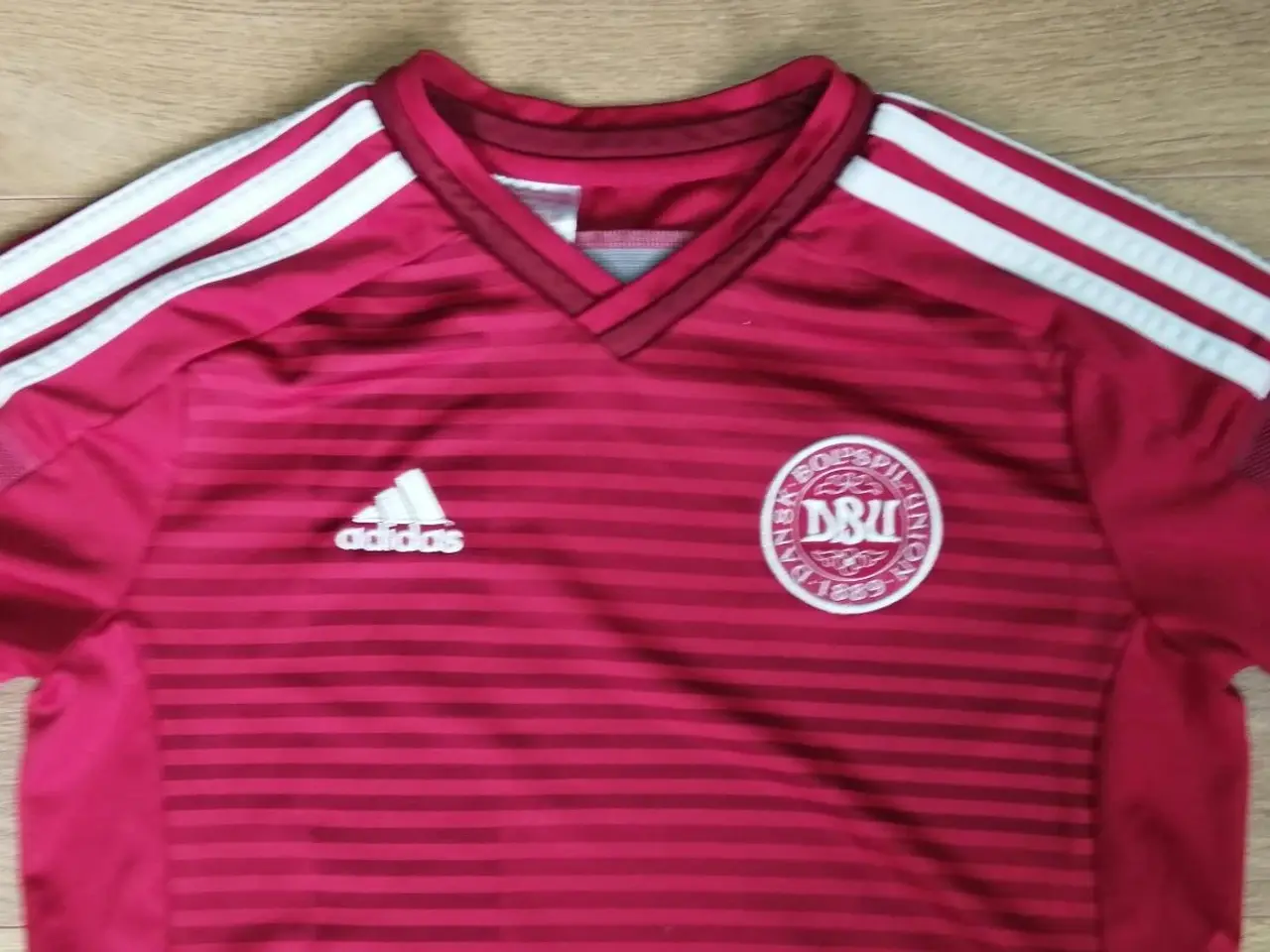Billede 1 - DANMARK HOME 2014-15, STR. 11/12 ÅR, I FLOT STAND