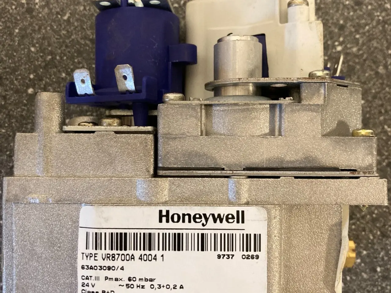 Billede 2 - Honeywell Gas ventil VR8700A 4004 1 Boiler Part