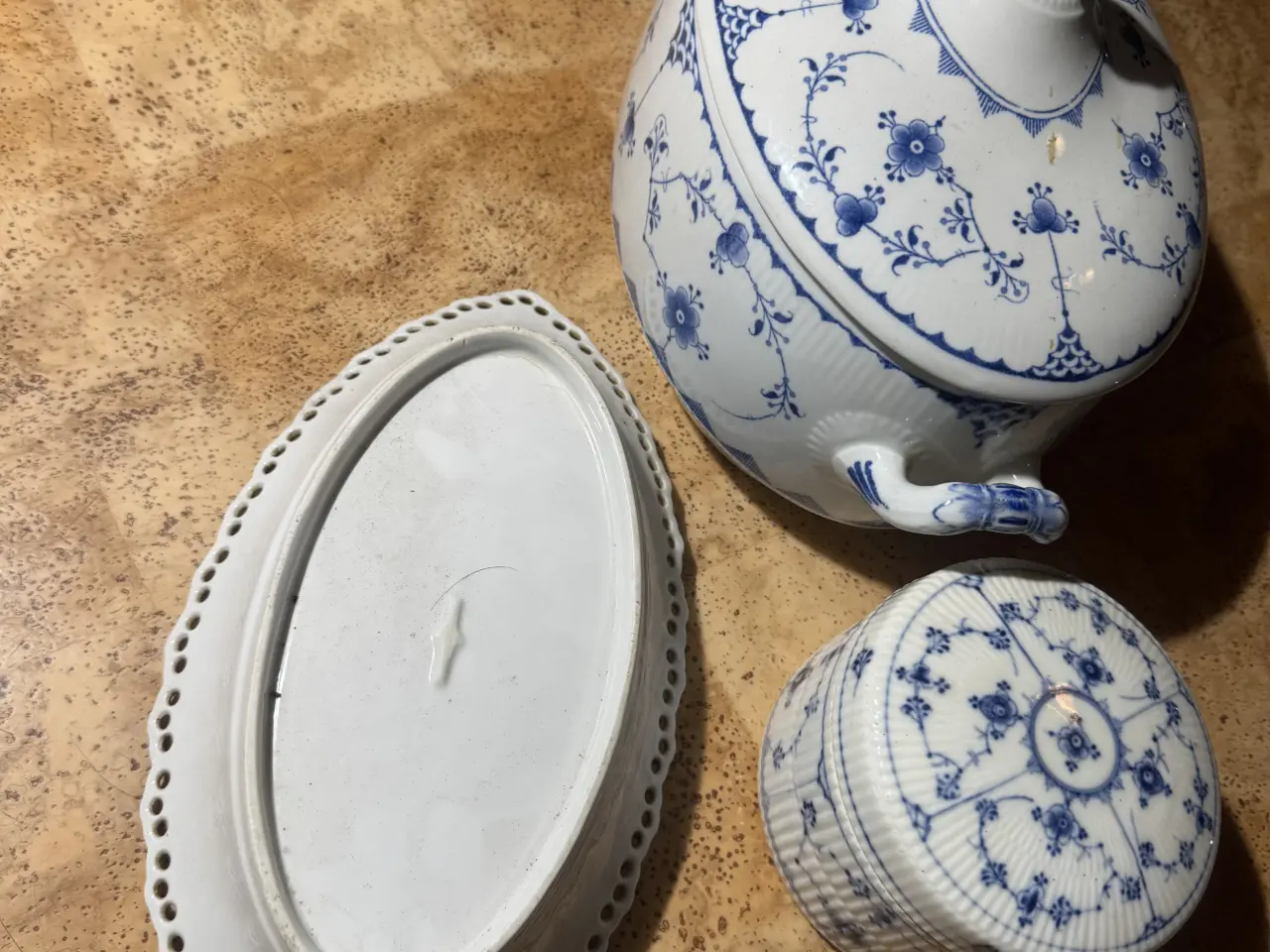 Billede 12 - Mussemalet porcelæn 