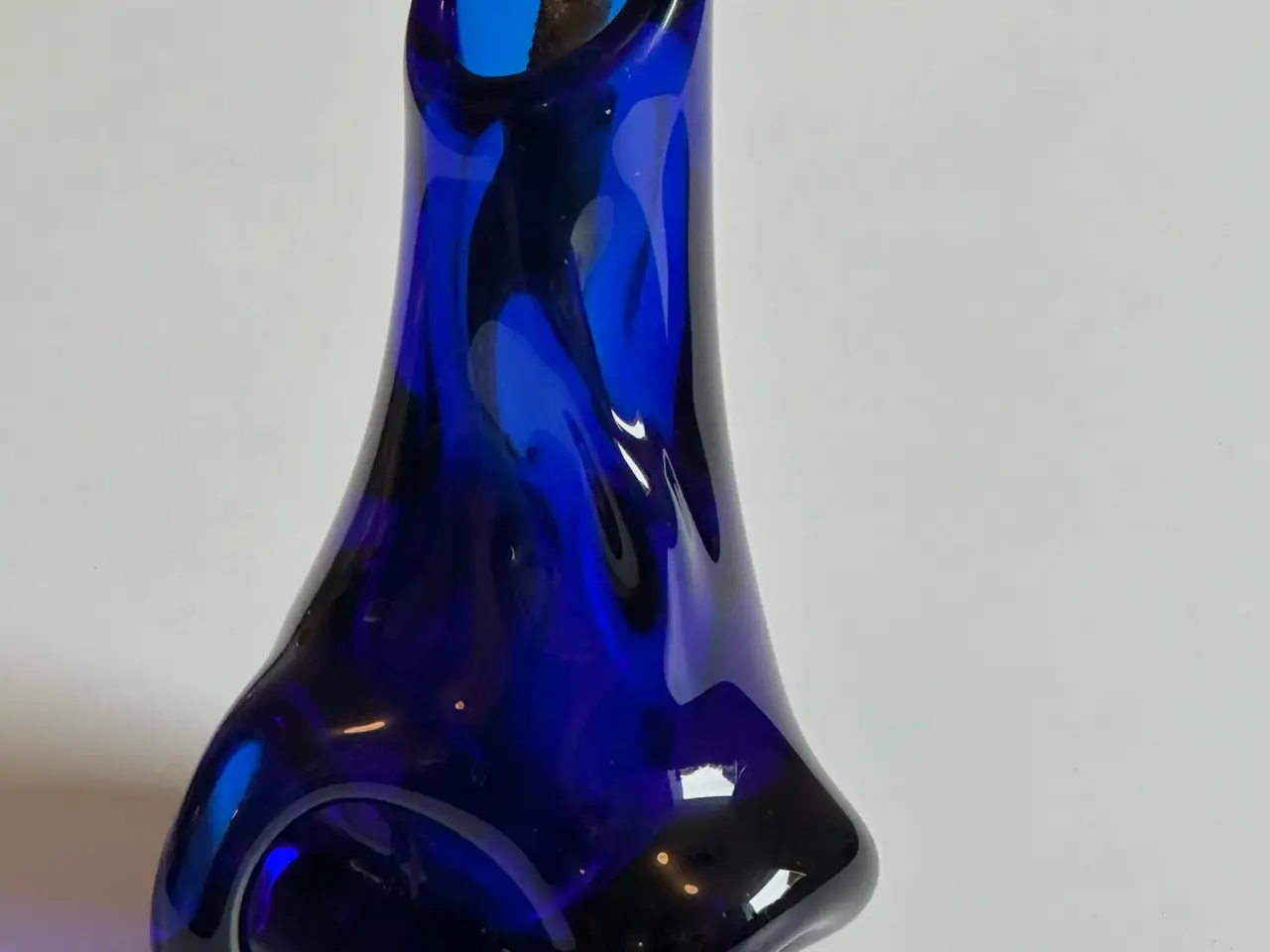 Billede 2 - Kunstvase, koboltblå