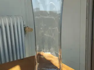 Stor høj pæn vase