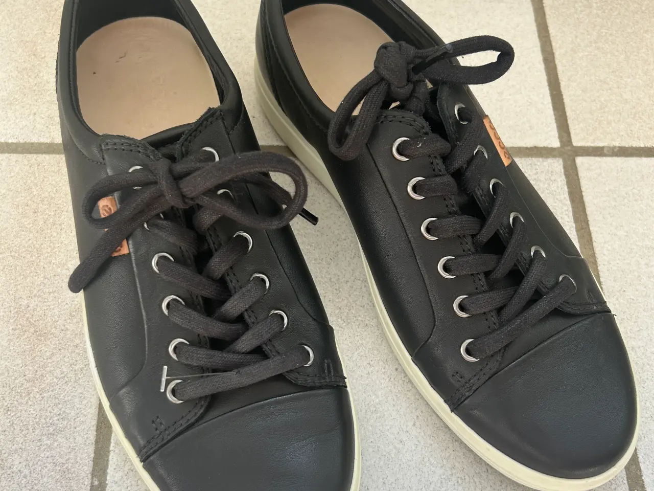 Billede 1 - Ny/ubrugt Ecco sneakers i sort læder