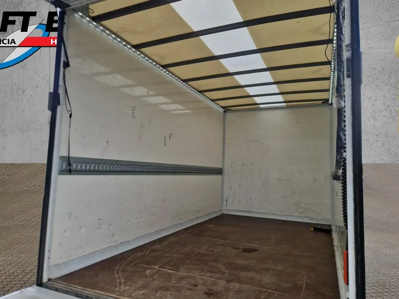 Billede 11 - Peugeot Boxer 335 2,2 BlueHDi 140 L3 Alukasse m/lift