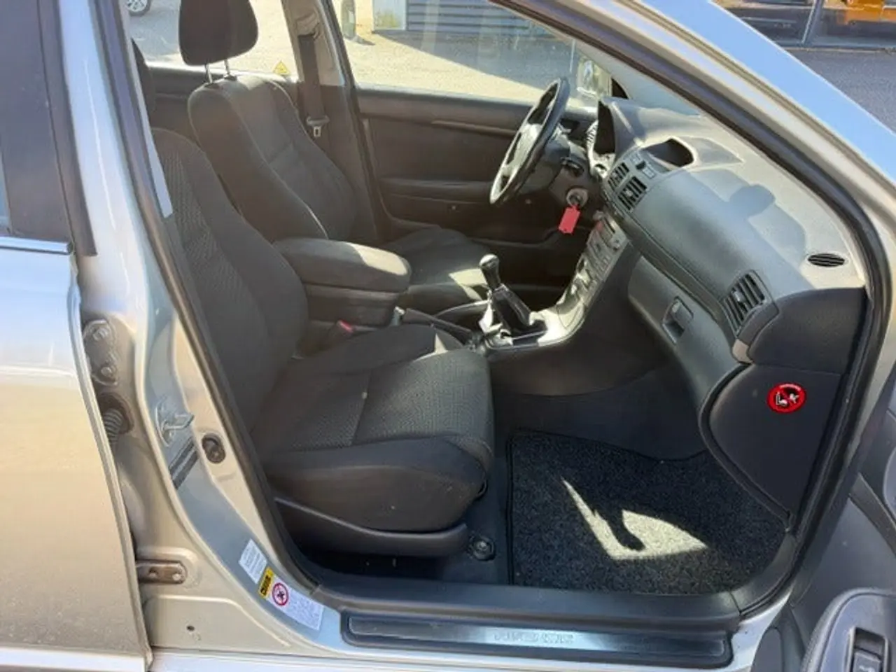 Billede 9 - Toyota Avensis 1,8 VVT-i Sol stc.