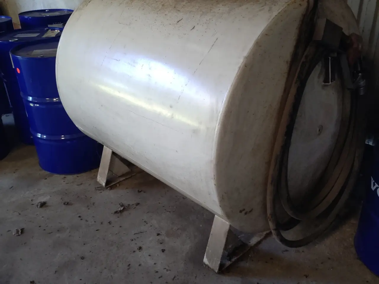 Billede 2 - 1500 liters diesel tank