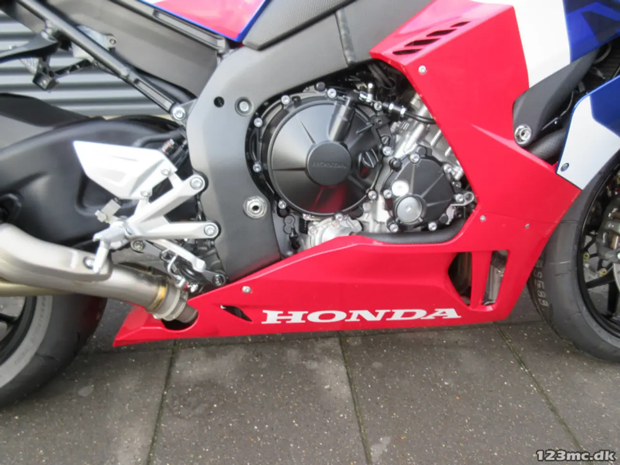 Billede 9 - Honda CBR 1000 RR-R Fireblade SP MC-SYD BYTTER GERNE 5 ÅRS FABRIKS GARANTI