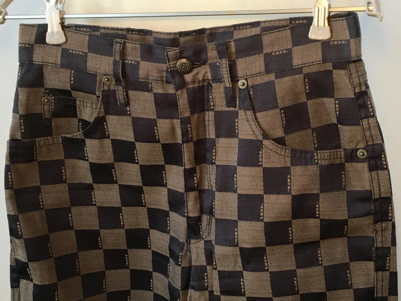 Billede 2 - Fendi, bukser, str 38