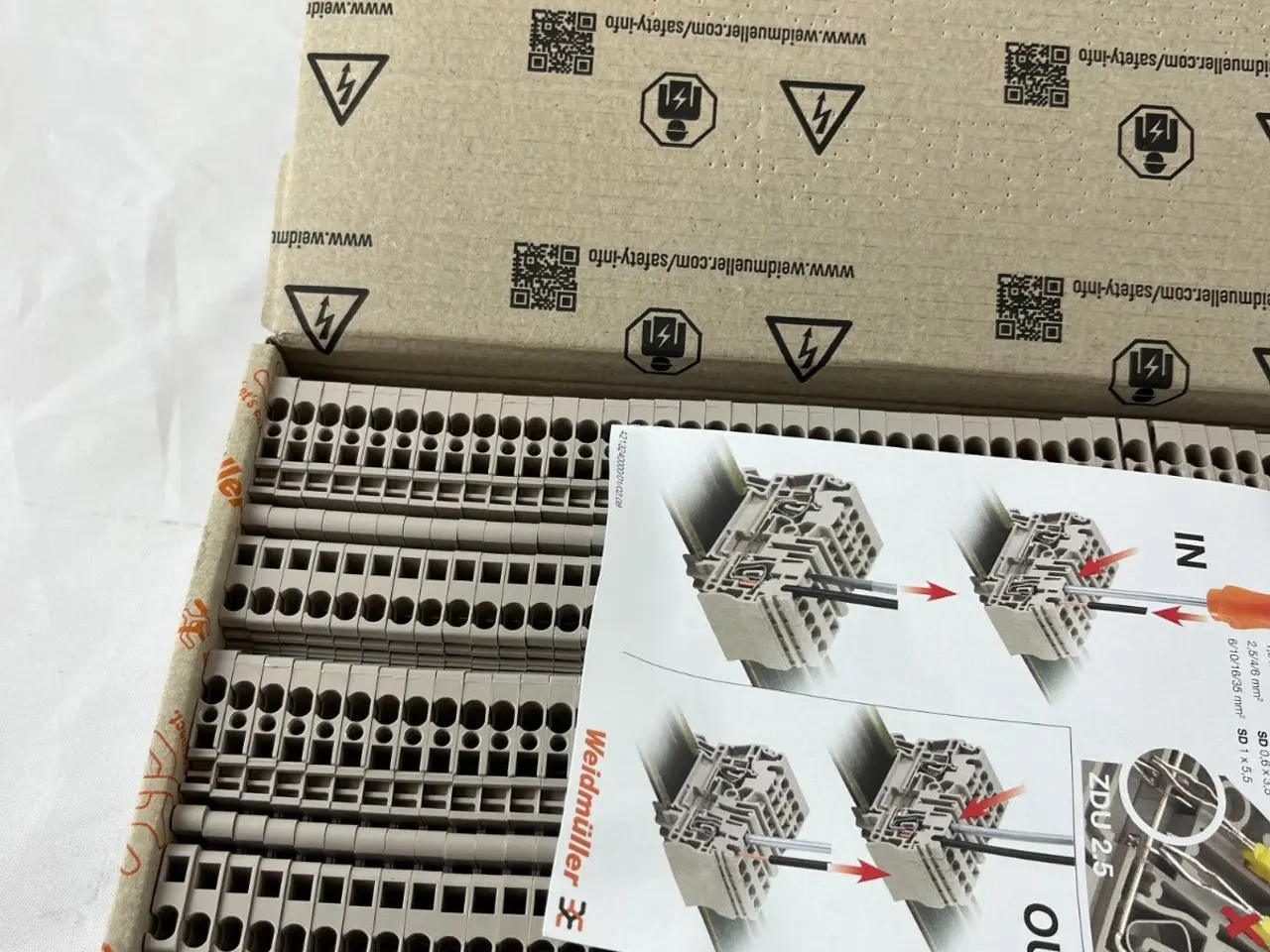 Billede 8 - Weidmuller ZDU 2.5 Terminal Block Box 100pcs 600V