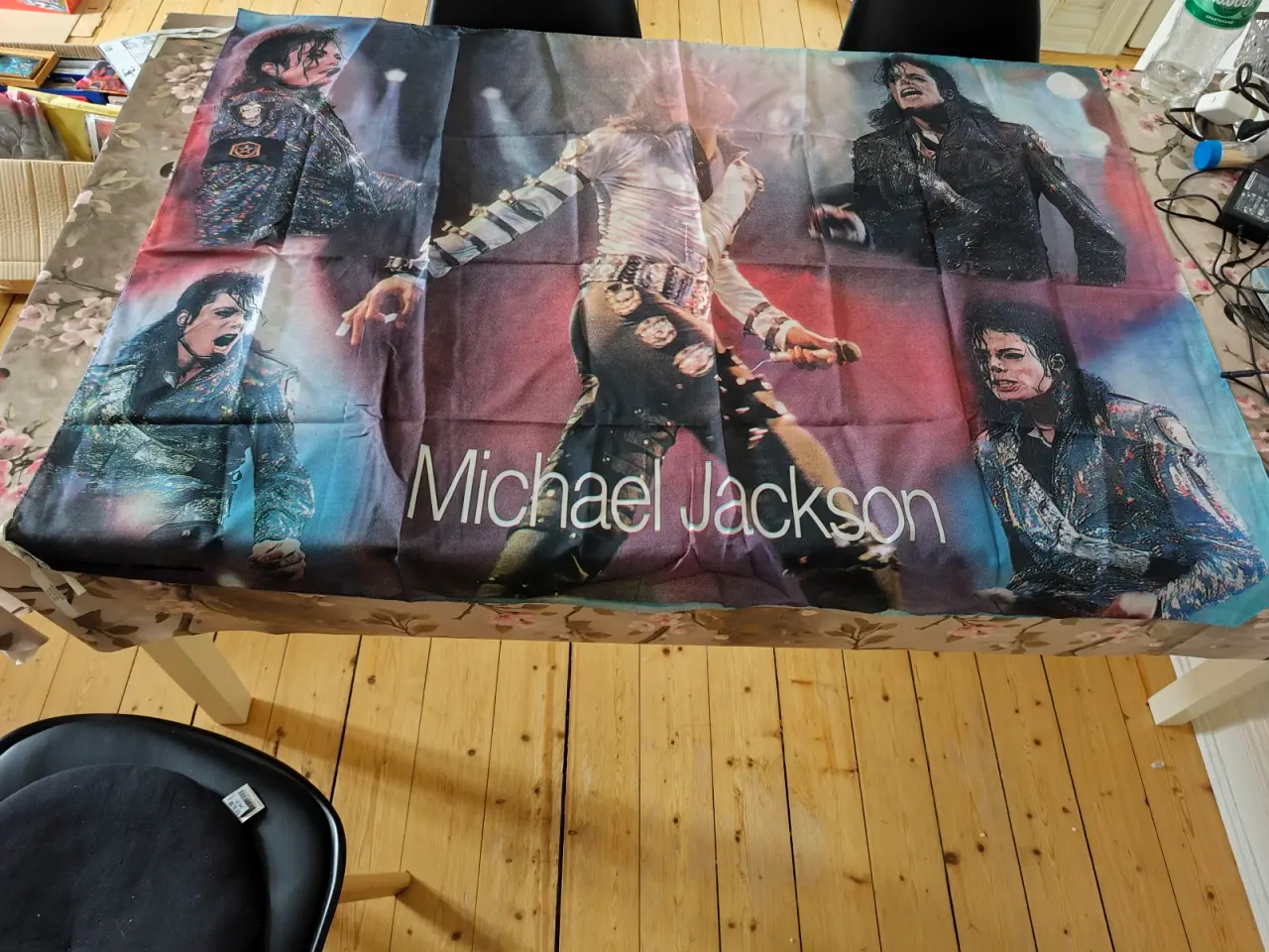 Billede 1 - Flot stort Michael Jackson flag