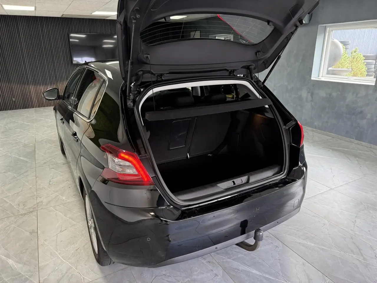 Billede 4 - Peugeot 308 1,5 BlueHDi Allure+ 130HK 5d 6g