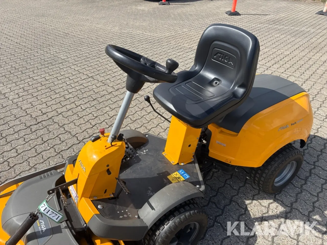 Billede 9 - Havetraktor Stiga Park 320 MW