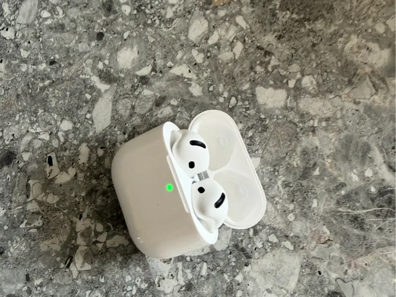 Billede 1 - Apple AirPods 4 (2024)