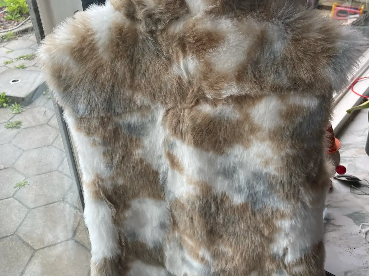 Billede 2 - Pels vest af kanin