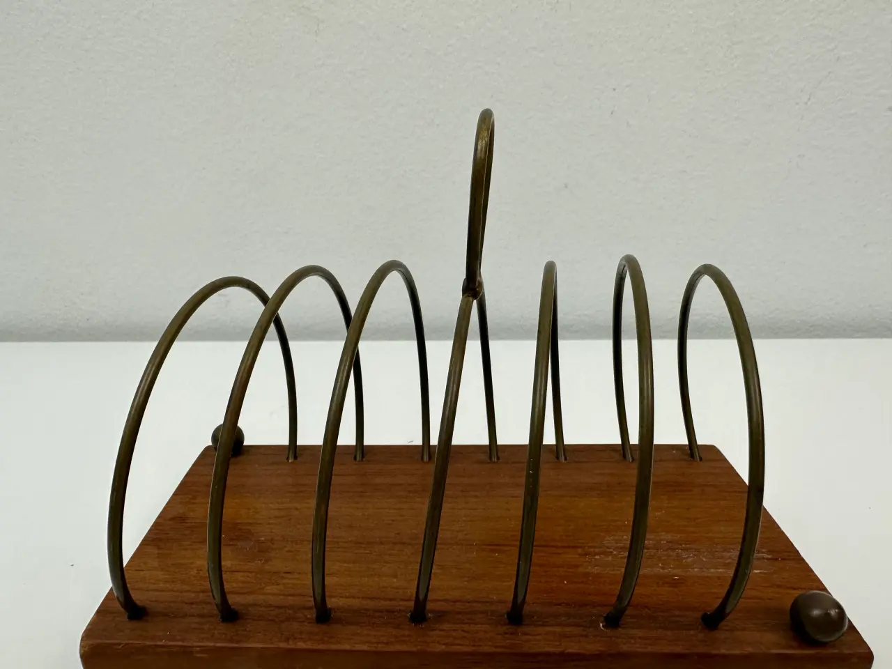Billede 3 - Retro holder i teak og messing