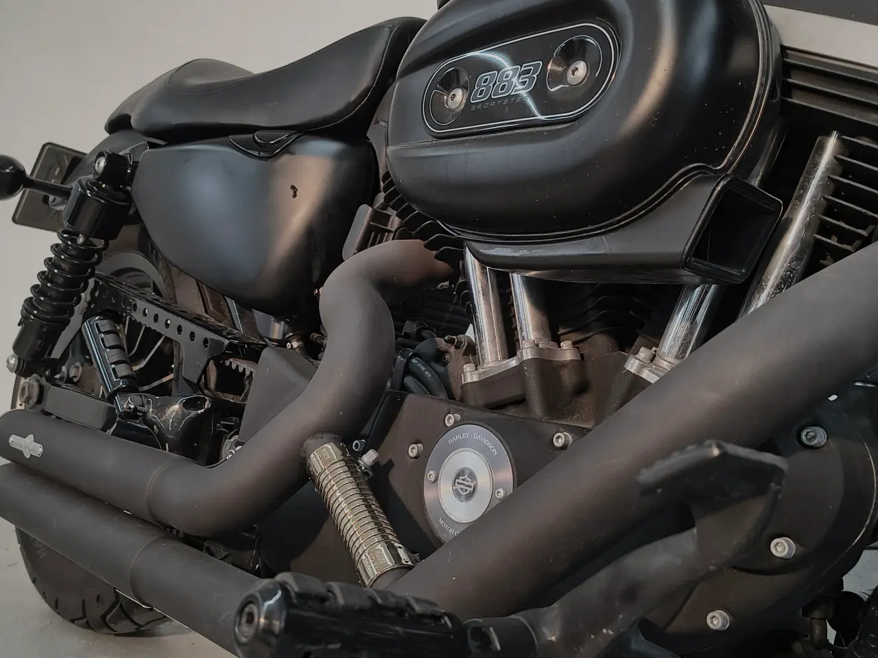 Billede 5 - Flot og velholdt 2012 Harley Davidson XL883N Iron