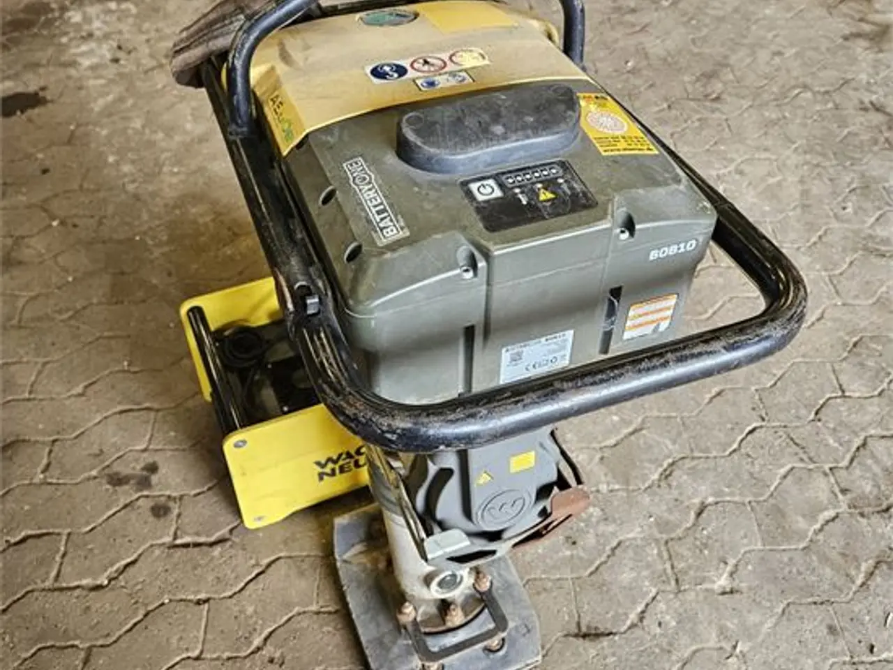 Billede 8 - Wacker Neuson AS60e - 71 kg - Elektrisk vibrationsstamper / Electric vibratory rammer with charger