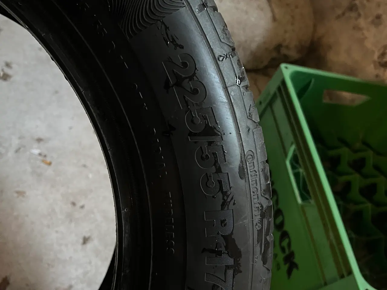 Billede 1 - Sommerdæk Continental 225/55 R 17