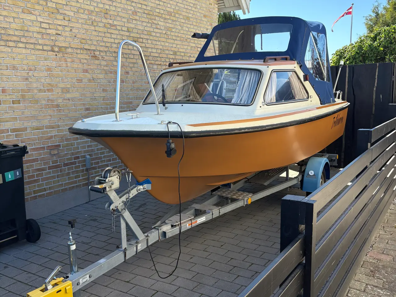Billede 1 - Crescent 495 HT med tilhørende bådtrailer sælges.