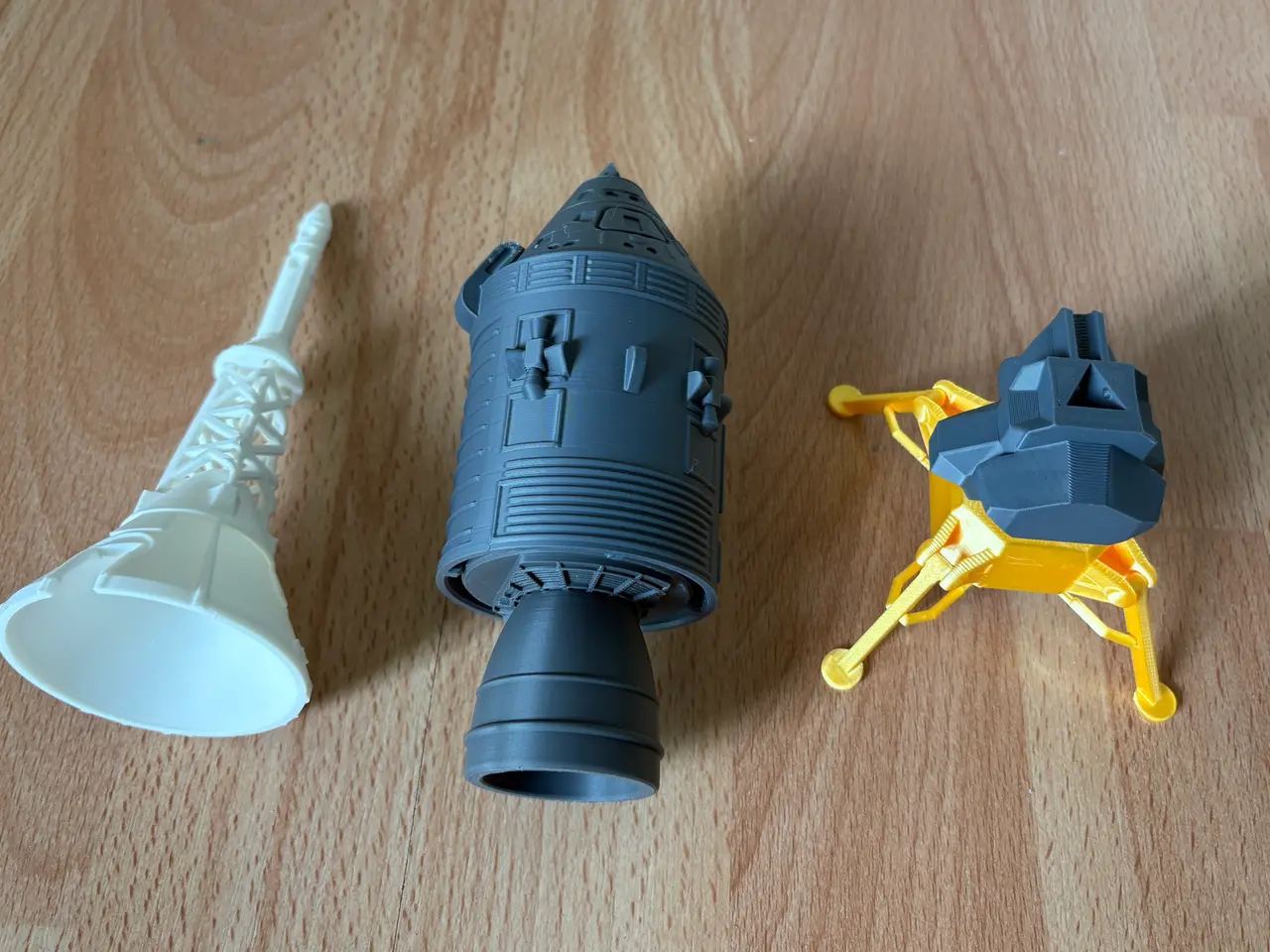 Billede 4 - Saturn-V samlesæt til 1,48 meter raket