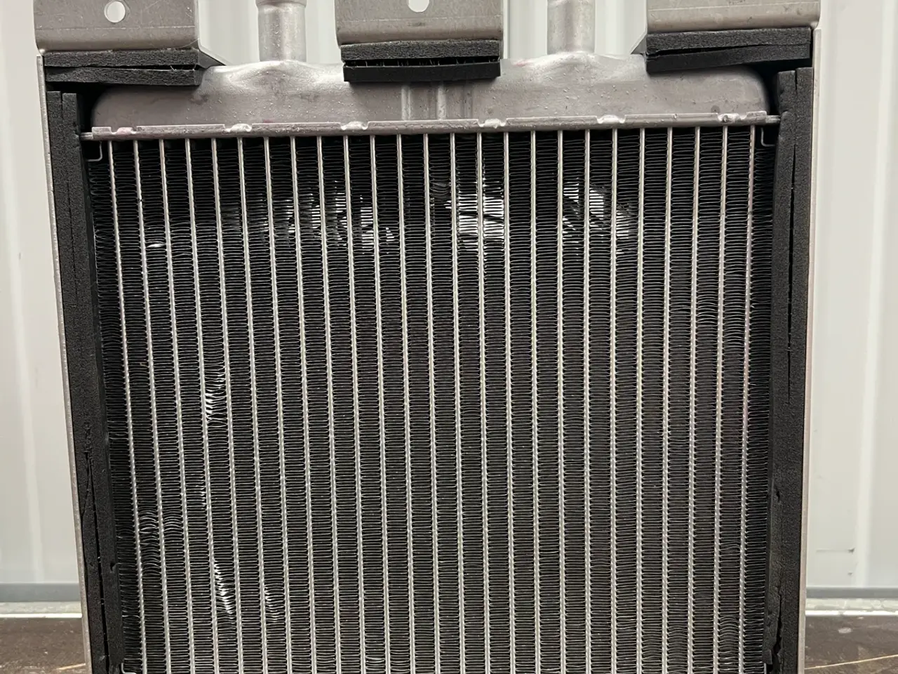 Billede 1 - Køler / Radiator med Spal VA07-BP12/C-58S Blæser 