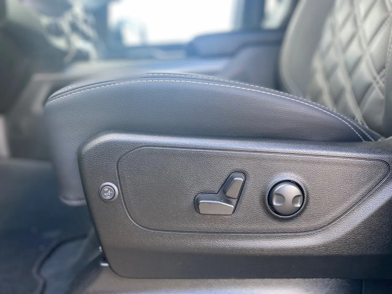 Billede 10 - Dodge RAM 1500 5,7 V8 Hemi Laramie Sport aut.