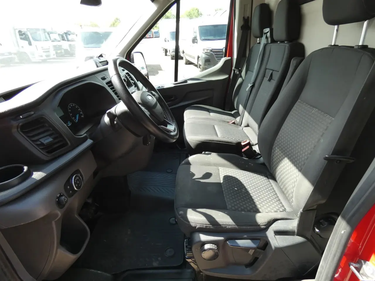 Billede 8 - Ford Transit 350 L2H2 2,0 TDCi Trend 130HK Van 6g